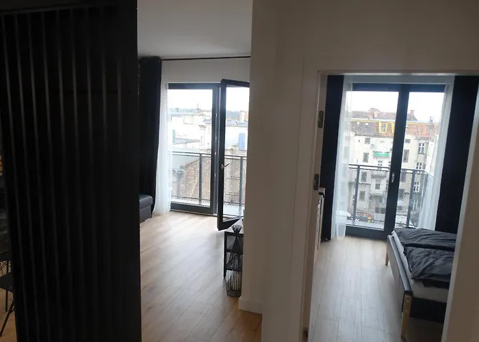 Apartment Black&white Bis - Male Garbary 8 Poznan