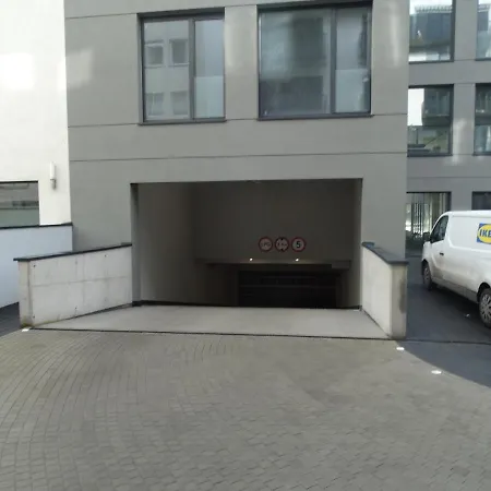 Apartment Black&white Bis - Male Garbary 8 Poznan